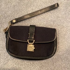 Dooney & Bourke Wristlet